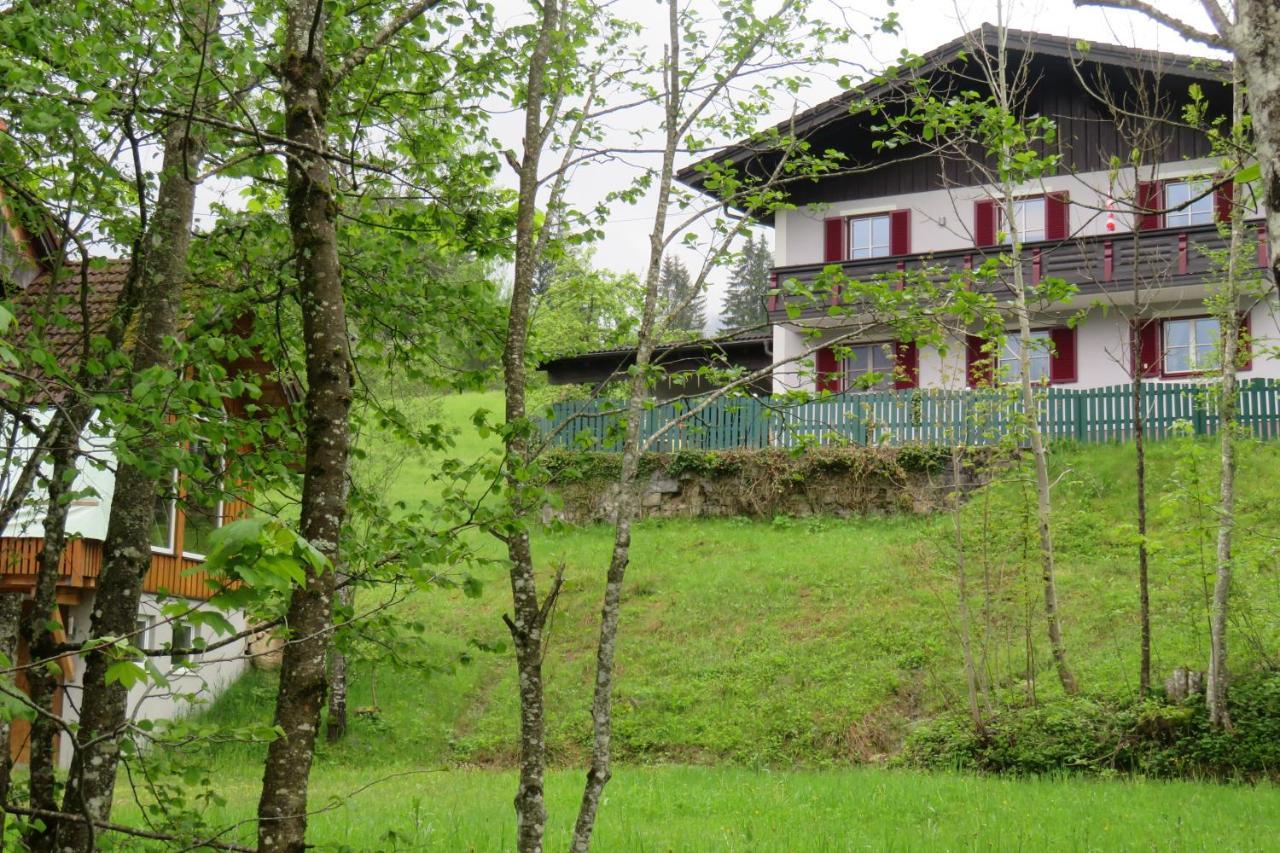 Haus Ortner Apartment Russbach am Pass Gschuett Exterior photo