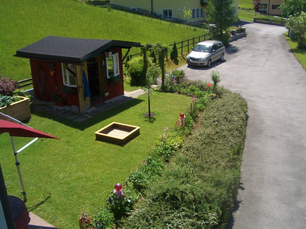 Haus Ortner Apartment Russbach am Pass Gschuett Exterior photo
